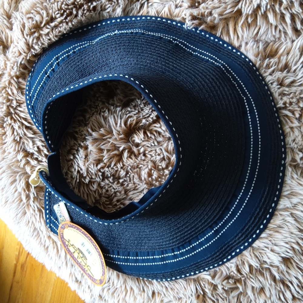 💥New💥SCALA Crushable & Packable Blue Hat